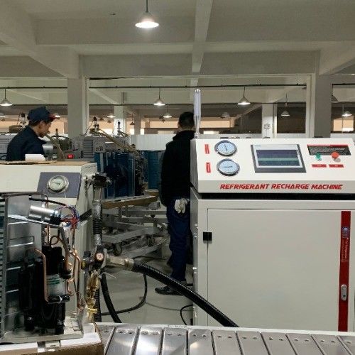 R600 R290 Hydrocarbon Ac Recharge Machine Automatic PLC Charging Station Flammable Refrigerant Ac Gas Charging Machine