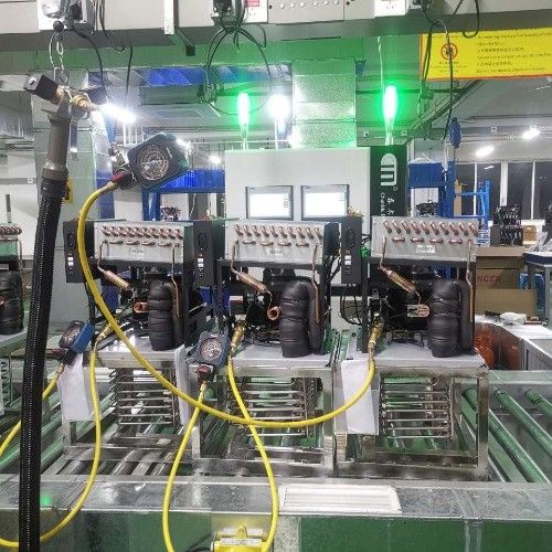 Fully Automatic Flammable Hydrocarbon Refrigerant Recovery Charging Machine AC Recovery Pump Recharge Machine