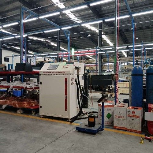 R32 R290 Refrigerant Filling Machine Single Charging Gun A/c Gas Refrigerant Charging Station Flammable Automatic Refrigerant Charging Equipment Automatic Freon Charging Machine